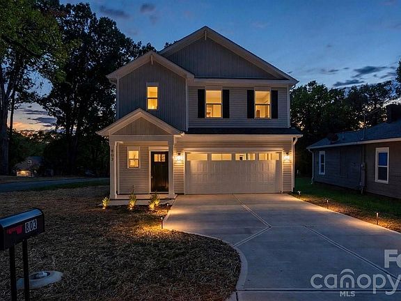 3rd image of 803 Key St