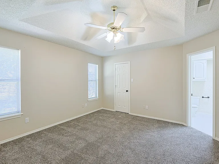 9708 Aberdeen Ave — Photo 30