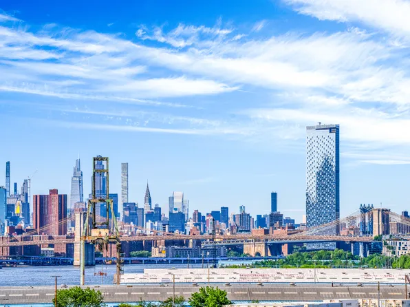 160 Imlay Street image 10 of 11