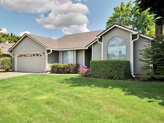 2nd image of 1605 SE 156th Ave