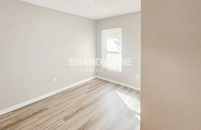 1013 E Eskimo Ave — Photo 18