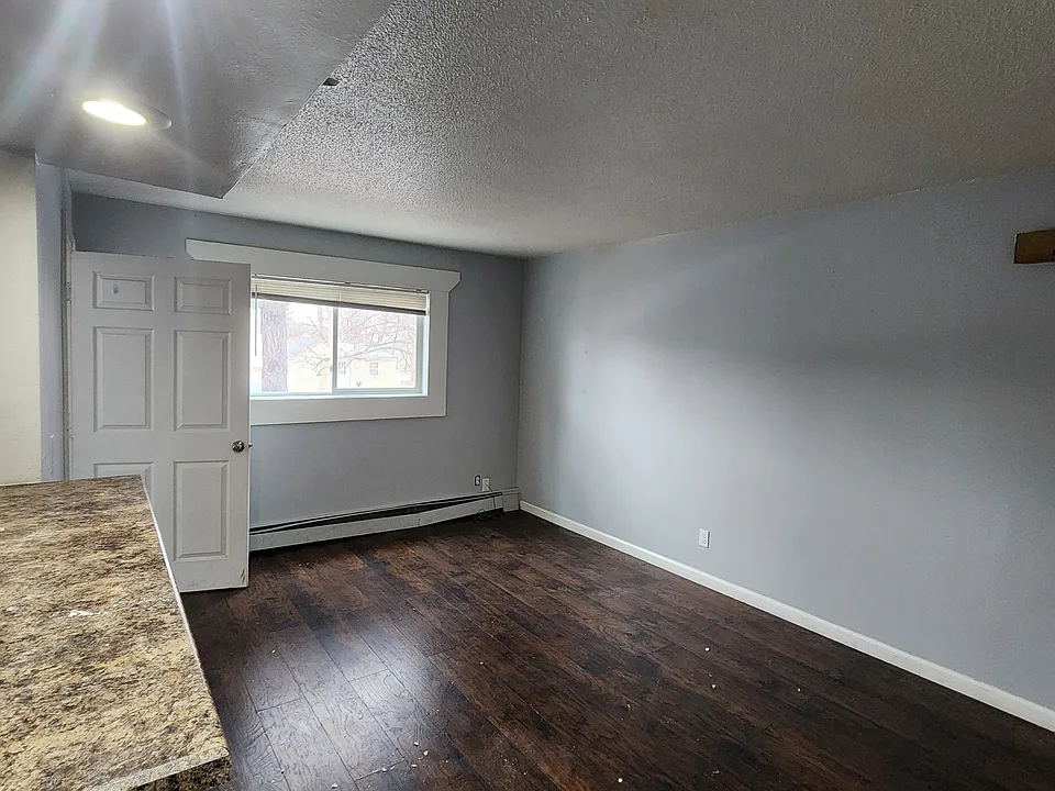 108 S Garfield Ave #11