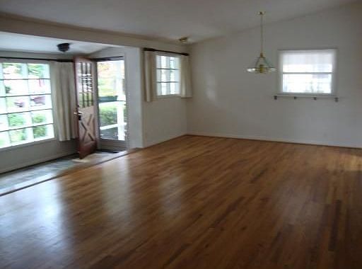 3rd image of 908 Westwood Ave