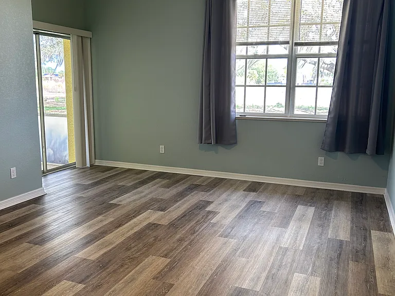 19933 Lake Vista Cir — Photo 2