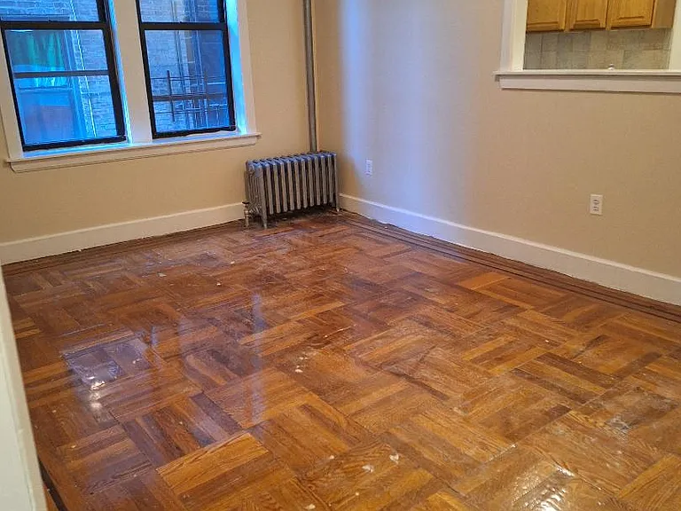 43-19 39th Pl #23 — Photo 9