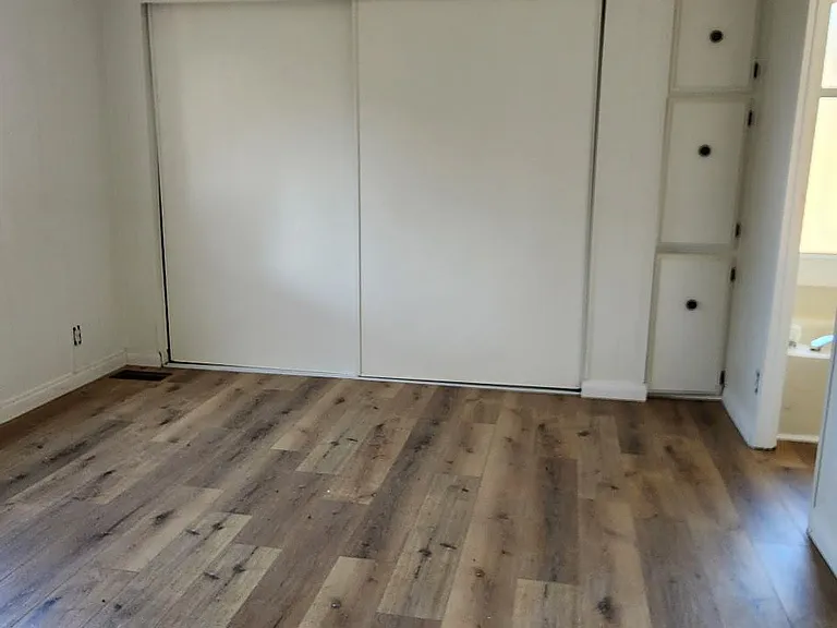 216 Kearns Dr — Photo 12