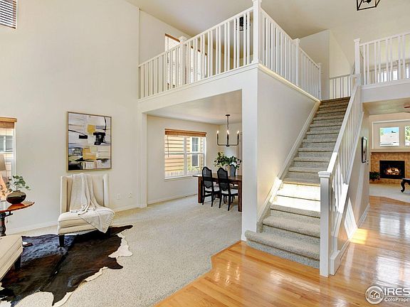 3rd image of 757 Tanager Cir