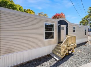103 Newbury St #11, Danvers, MA 01923