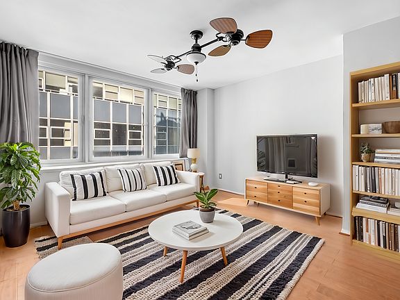 5th image of 130 Water St #Penthouse C
