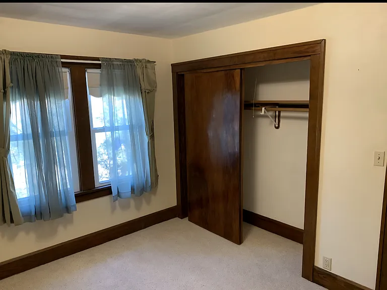 2607 N Main St — Photo 7