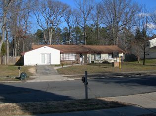 2525 Lisa Dr, Waldorf, MD 20601
