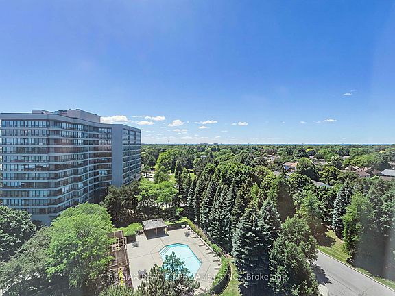 3rd image of 10 Laurelcrest St #1006