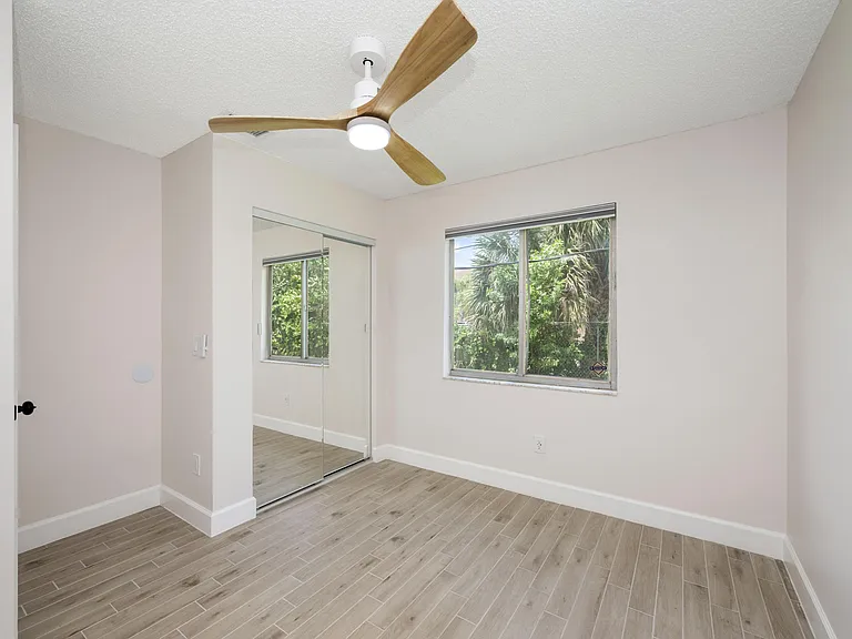 5214 Stacy St #3 — Photo 15