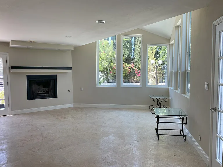 25901 Nellie Gail Rd — Photo 4