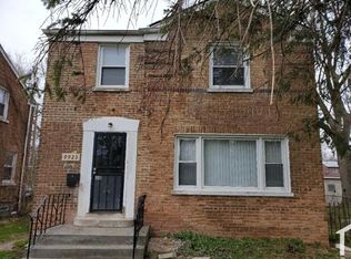 9923 S Paxton Ave, Chicago, IL
