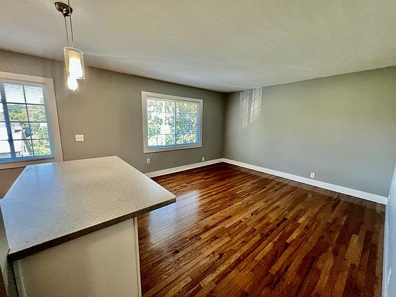 4th image of 428 N 40th St APT 9