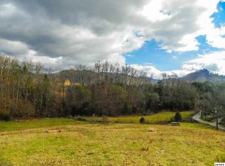 1 McCarter Hollow Rd #1, Sevierville, TN 37862