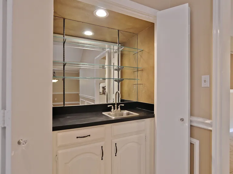 3700 Murphy Dr — Photo 12