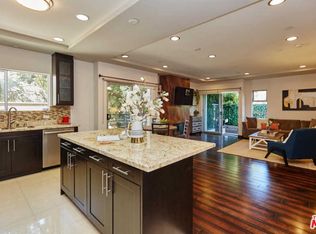 5601 W Olympic Blvd UNIT 102, Los Angeles, CA 90036