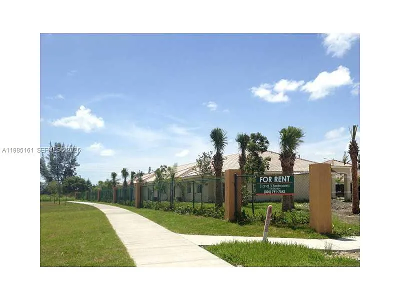Building Photo - 13276 Old Biscayne Dr #306