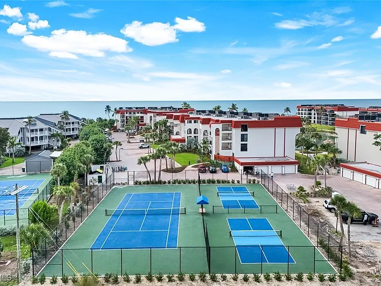 2445 W Gulf Dr #47B — Photo 39