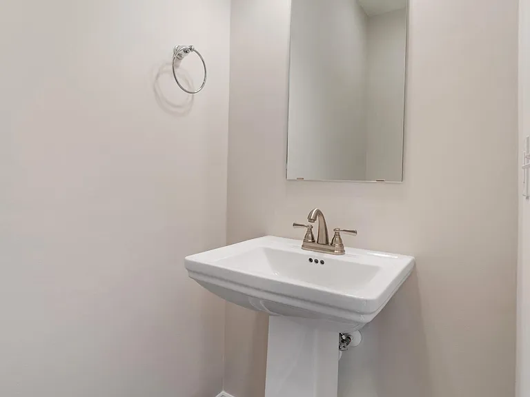 611 Jacks Crossing Dr — Photo 5