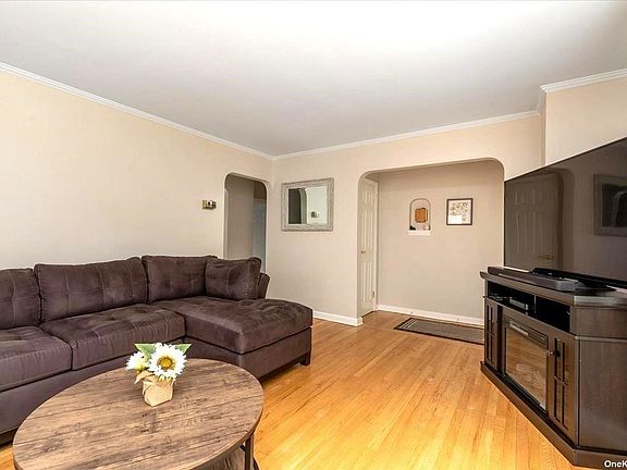 2nd image of 143 Primrose Dr