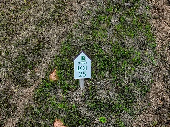 3rd image of 17127 Lux Mundi Rdg