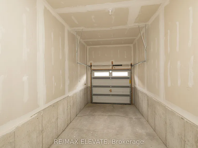 2910 Starlight Dr — Photo 8