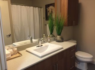 9 Harrison St, Seattle, WA 98109