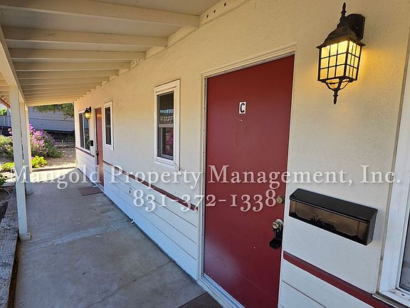 2nd image of 1298 Ord Grove Ave APT C