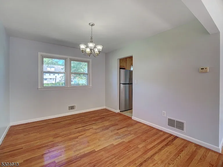 17 Brook Pl — Photo 6