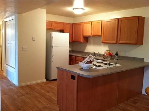 742 N 100 E — Photo 1