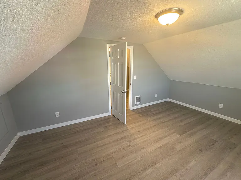 222 Alameda Ave, Astoria, OR 97103 — Photo 12