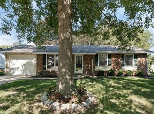 19 Oxbow Rd, Saint Peters, MO 63376