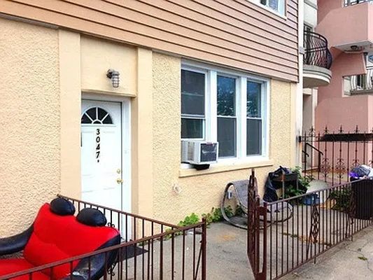 Sold by Superior Realty Service | media 7