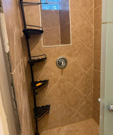 1133 N California Ave #1F — Photo 8