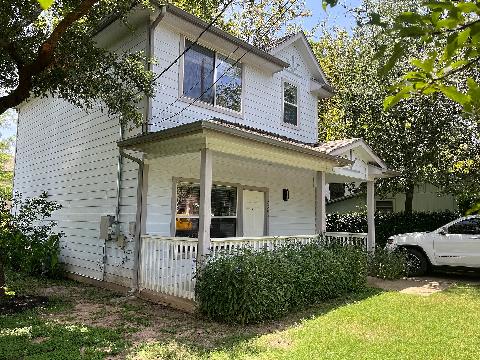 3 bed, 1.5 bath, 1050 sqft, $3,150 — Photo 3