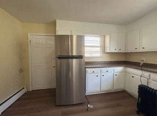 93 Wharton Pl, West Haven, CT 06516