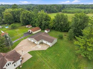 13462 N Linden Rd, Clio, MI 48420