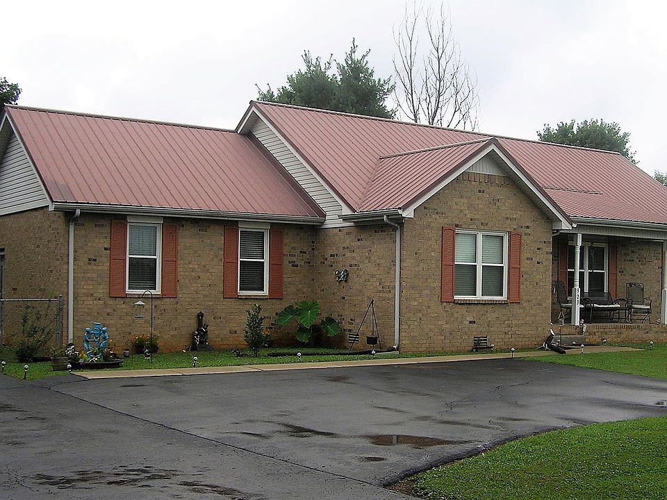 1st image of 923 E Jefferson Pike