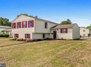 447 Dartmouth Ave, Pemberton, NJ 08068