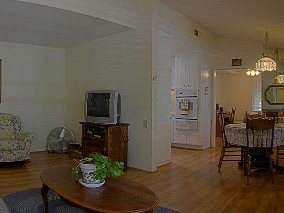 4th image of 19208 Ave Of The Oaks Unit K
