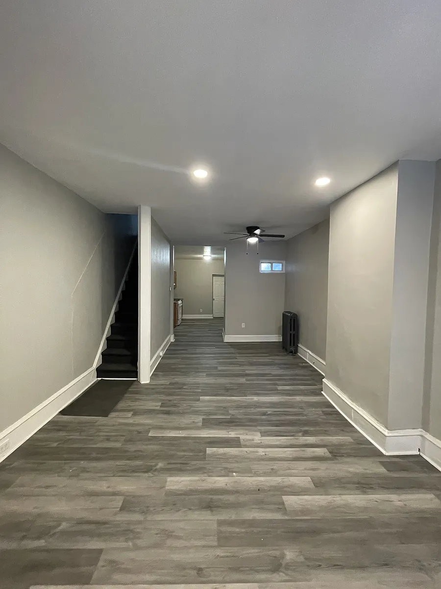 Building Photo - 3036 N Sydenham St