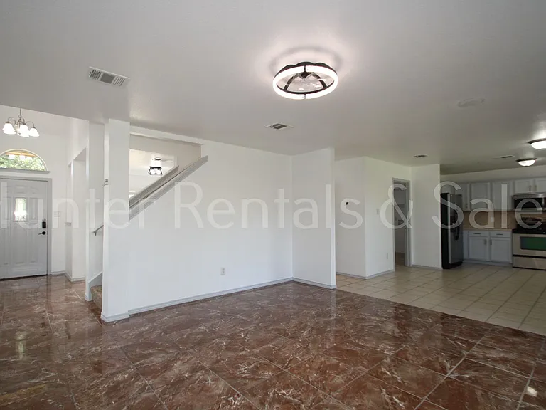 4910 Donegal Bay Ct — Photo 3