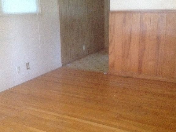 4th image of 1885 Pardue Dr