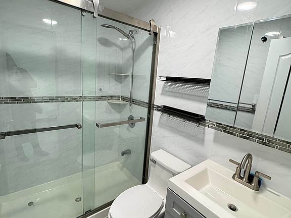5th image of 7105 Narrows Ave #2