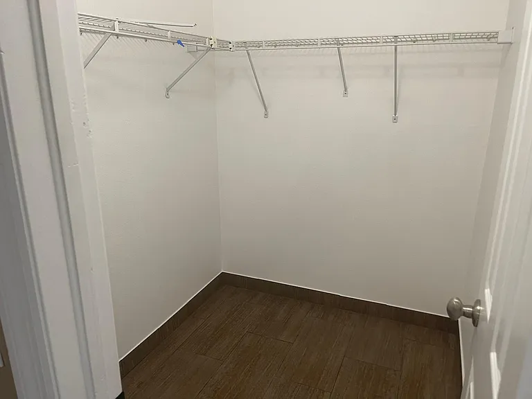 8919 Hannigan Ct — Photo 33