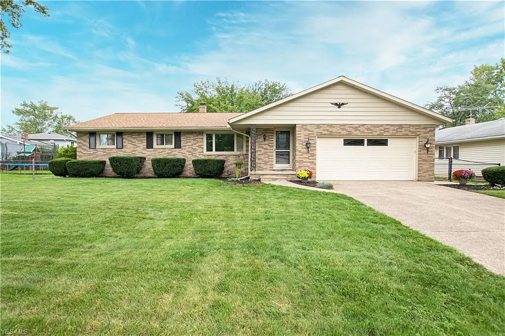 1248 Teakwood Ln photo 1