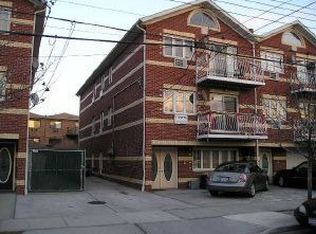 15519 78th St, Howard Beach, NY 11414